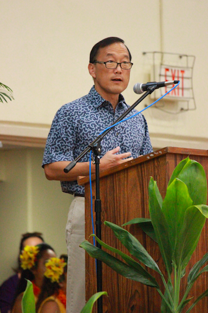 Pookula Earl Kim addresses the entire Kamehameha Kapalama student body.