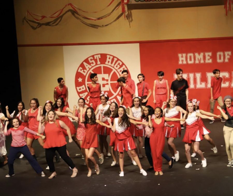 The whole cast performs to “We’re All In This Together” at the final performance of week one