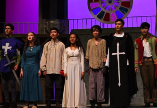 Actors that were a part of The Hunchback of Notre Dame production put on spectacular performances during their first weekend.